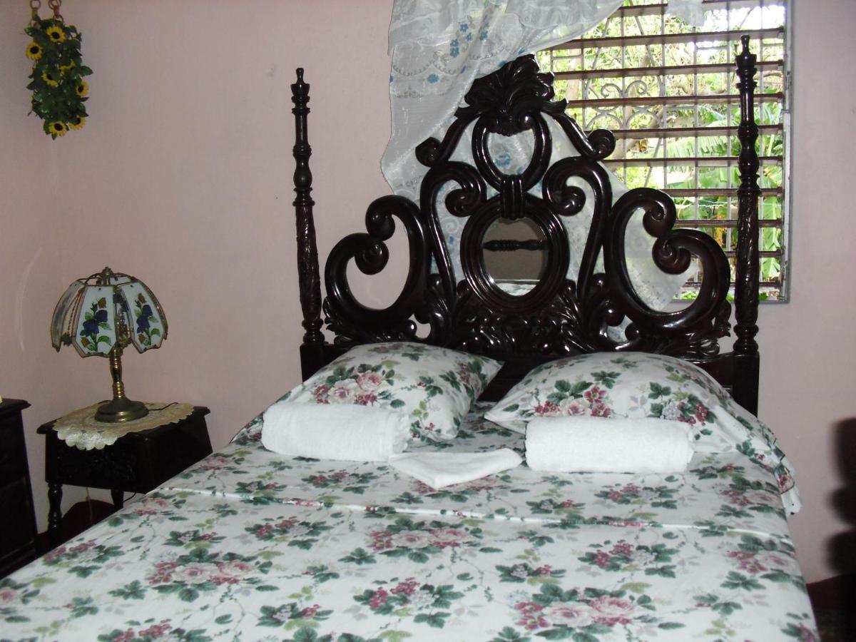 15 Min From The Airport In Kingston Jamaica公寓 外观 照片